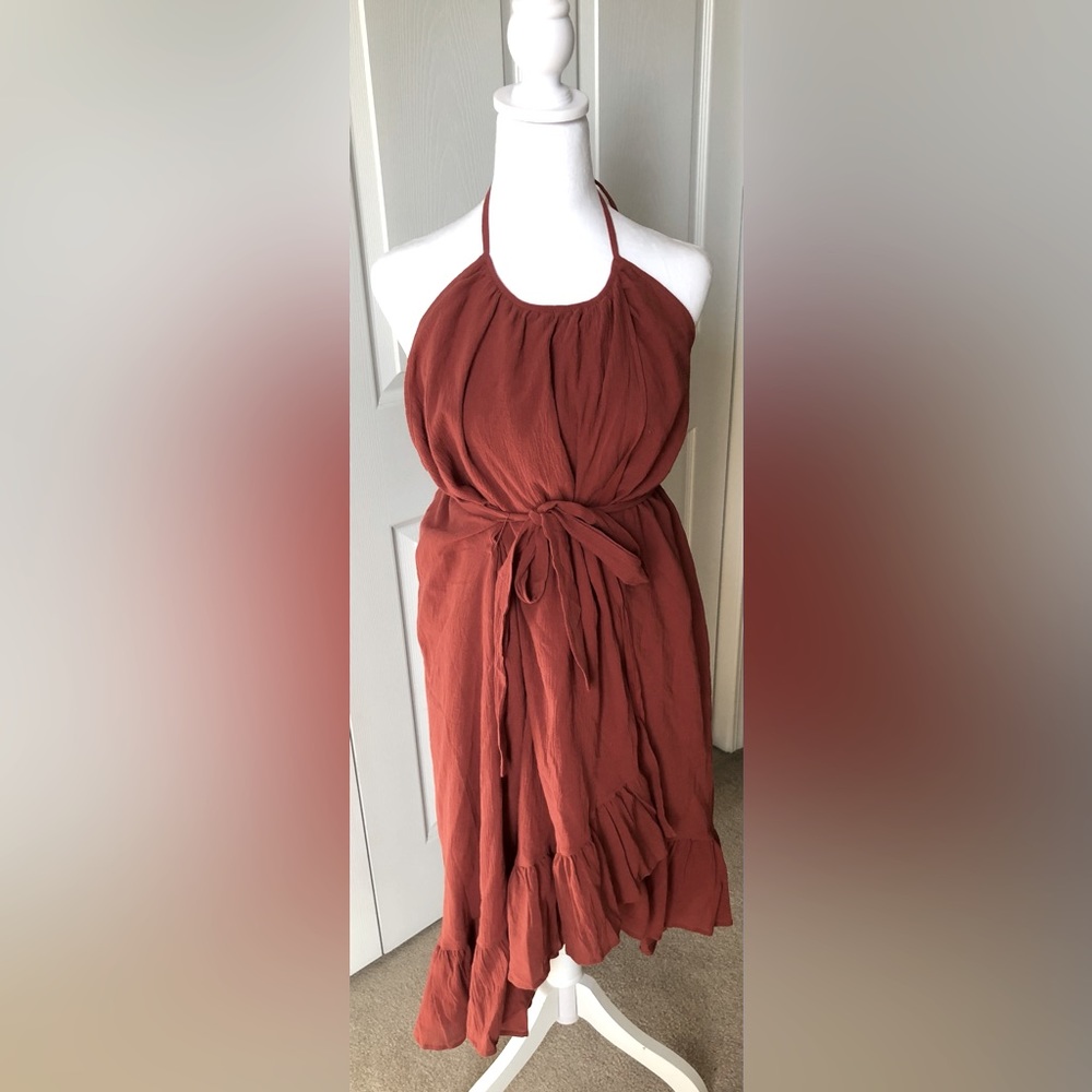 NWT. Wrap halter sundress dress, Made by Lush. Size M Color brick
